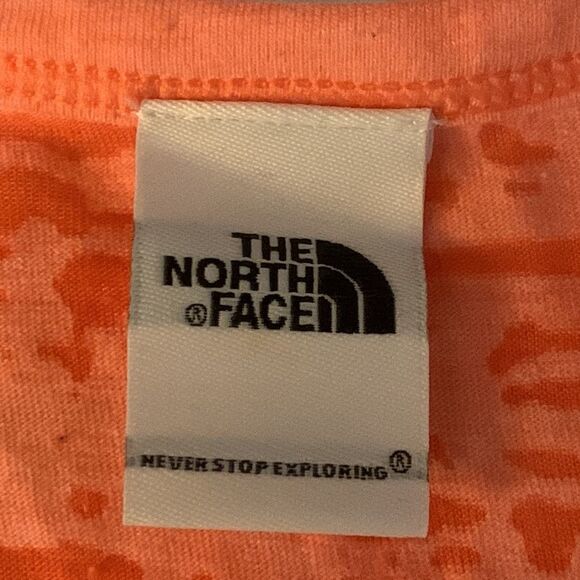 THE NORTH FACE, V neck, floral T shirt, new condition - Picture 2 of 11